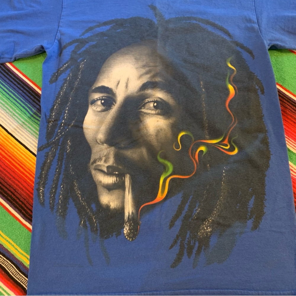 Zion Rootswear Bob Marley Smoking Joint Portrait Blue Vintage Tee Size Small - Picture 3 of 12